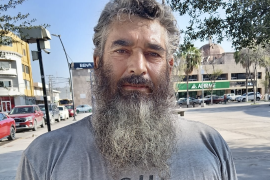 Fernando Córdova Campos dejó de rasurarse en junio de 2023 y mantiene su promesa de no cortarse la barba hasta que AHMSA pague los adeudos a sus trabajadores.