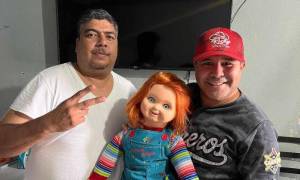 Reapareció el muñeco “Chucky” que se hizo viral luego de ser “detenido” junto a su dueño en calles de Monclova.
