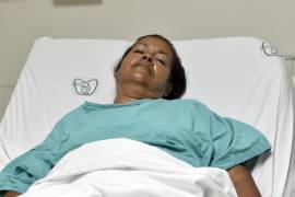 La mujer, originaria de Aguascalientes, donó un riñón a su hijo, en intervención realizada en el Hospital 33 del Seguro Social en NL.