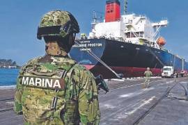 La Fiscalía General de la República (FGR) y la Semar todavía no han podido dar con el capitán retirado Miguel Ángel Solano Ruiz, “Capitán Sol” o “Fantasma”, la pieza clave que operaba el tráfico de combustible de Estados Unidos a territorio nacional mediante buquetanques.