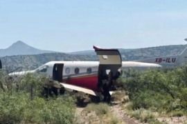 La aeronave Pilatus PC-12/45 salió de la pista durante un aterrizaje de emergencia en el ejido Agua Nueva.