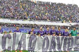 Fiorentina rinde homenaje a Davide Astori con emotiva victoria