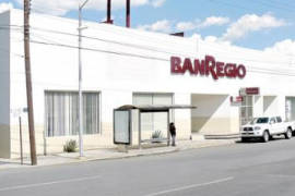 Sigue Banregio con su antigua imagen en Saltillo