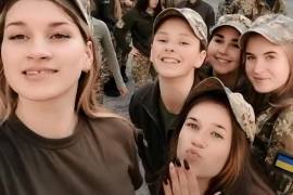 Utilizando dicha estrategia de combate, un comando ‘especial’ de mujeres logró asesinar a más de 30 combatientes rusos de las fuerzas de élite especiales