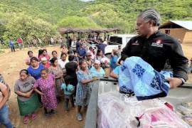 Las brigadas les llevaron apoyos humanitarios y los medicamentos necesarios para atender a los pacientes que presentan los síntomas del dengue, los cuales se veían preocupados por esta enfermedad.