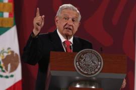 Obrador aseguró que su gobierno respetará los permisos de importación de cinco petroleras para introducir combustible: ExxonMobil, Valero, Koch, Shell y Tesoro