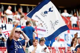 Cuando se rebasa la pasión y no hay castigo, las expresiones de odio y racismo suelen aparecer en estadios de todo el mundo, temas en que la FIFA y los clubes involucrados han puesto la lupa.