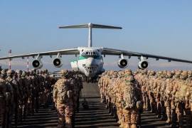 Irán afirmó que el punto 5 del Memorando de Entendimiento le otorgaba el derecho a gestionar el estrecho, que comparte con Omán, aliado de Estados Unidos, mientras que Estados Unidos rechazó esa interpretación.