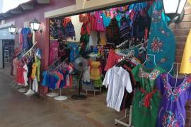 Locatarios del Mercado Zaragoza aseguran estar preparados para atender a turistas estadounidenses que arribarán a Piedras Negras durante el Spring Break.