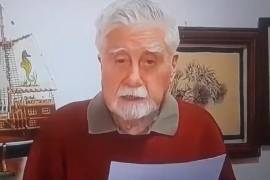 “He seguido con atención los gobiernos de 8 presidentes (...) y ahora, con Andrés Manuel López Obrador, es la primera vez que me siento representado”, dijo el también pedagogo.