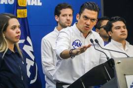 El líder panista sostuvo que el relanzamiento también implicó renovar las banderas históricas del partido, entre ellas la defensa de la patria, la familia y la libertad.