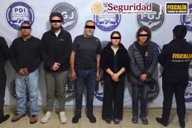 Los detenidos están acusados de simular comunicaciones oficiales y generar confianza entre sus víctimas.
