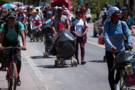 Un grupo de aproximadamente 200 personas en situación migrante cruzan Oaxaca, a pesar de la alerta por el huracán ‘John’ que, actualmente, es categoría 2.