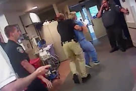 Arrestan a enfermera por negarse a extraer sagre a paciente (video)
