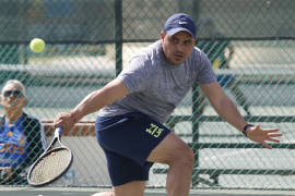 En Abierto de tenis por equipos pasan a etapa clave