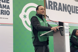 Manolo Jiménez encabezó en la colonia Niños Héroes de Saltillo el arranque del programa alimentario estatal, dirigido a apoyar la economía familiar mediante la entrega de productos básicos.