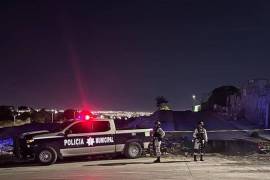 Una intensa balacera se registró en Ciudad Juárez, Chihuahua, en la que tres adolescentes fueron alcanzados por las balas y uno de ellos murió