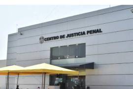 Fue en el Centro de Justicia Penal donde se tomó la decisión de darla la libertad al agresor.