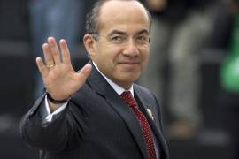 Se burla Felipe Calderón de la sustitución de Enrique Ochoa