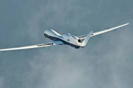 Derribo de un dron en el golfo Pérsico conforta a Irán y EU