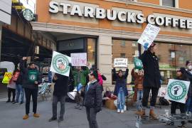 Los empleados de Starbucks quieren presionar al ser este jueves uno de los días con más ventas del año.