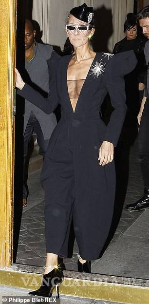 $!Impresionante Celine Dion, a sus 50 años luce más delgada que nunca