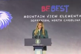 Melania Trump, primera dama de E.U, anuncia acuerdo con NVidia para integrar IA en el sistema educativo.