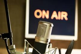 Ifetel recibe 421 solicitudes para licitación de radio AM y FM