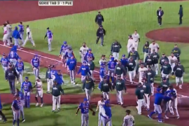 La bronca comenzó por un pelotazo de Clayton Andrews a Herlis Rodríguez, de Pericos, durante la octava entrada del quinto juego.