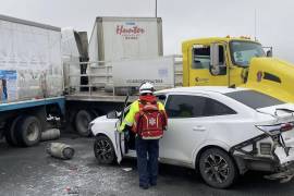 El pavimento congelado, combinado con la falta de precaución, fue un factor clave en el accidente en Ramos Arizpe.