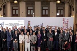 La presidenta de México, Claudia Sheinbaum Pardo, anunció nuevo acuerdo con empresarios, productores y cadenas comerciales para mantener el costo de la canasta básica del PACIC en 910 pesos.