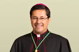 El Obispo de la Diócesis de Piedras Negras, Alfonso Miranda, deseó alegría, paz y amor.