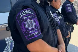 Los policías municipales se comunicaron con el padre de la joven para organizar su regreso a casa.