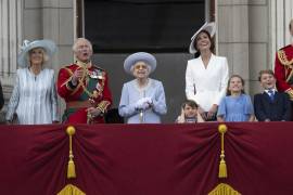 La familia real en el balcón del Palacio de Buckingham.