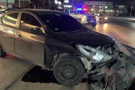 Las unidades presentaron daños laterales tras impactarse costado contra costado.