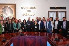 La presidenta se comprometió a dar seguimiento a sus demandas de verdad y justicia por los crímenes cometidos durante la Guerra Sucia.
