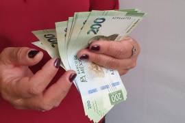 Buscan igualarlo al de personas servidoras públicas, que reciben, por lo menos, 40 días de salario