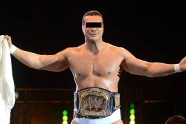 Alberto El Patrón dejó la prisión preventiva en San Luis Potosí tras alcanzar un acuerdo de reparación del daño y obtener la suspensión condicional del proceso por el caso de violencia familiar.