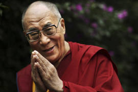 Hospitalizan de urgencia al Dalai Lama