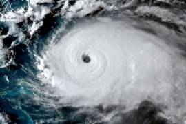El mortífero huracán Dorian... el ciclón se acerca a Florida como categoría 3 (en vivo)