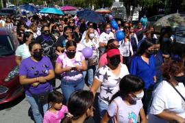 Manifestación pacífica de familiares y amigos de ‘Rosy’ en Parras de la Fuente para exigir justicia.