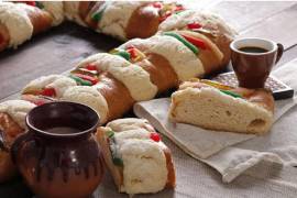 La Rosca de Reyes es mucho más que un postre; es una oportunidad para reunirte con la familia y amigos a compartir un momento de alegría.