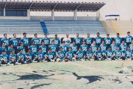 Dinosaurios de Saltillo, el equipo que en 1996 conquistó el futbol americano nacional y desató la Dinomanía en Coahuila.
