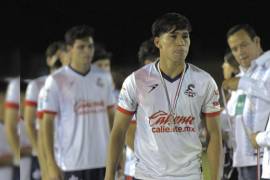 El joven futbolista mexicano Juan Carlos Cortéz se une al Sevilla Atlético para la próxima temporada en la Primera Federación, después de un exitoso inicio en el Sevilla FC.