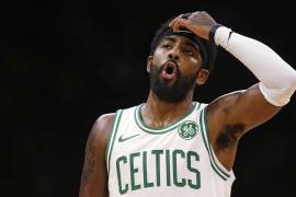 Kyrie Irving jugaría por cuatro años con los Nets, en un canje que incluye a D'Angelo Russell