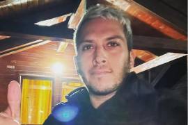 Alex Tienda dijo que ahora se ubica en una cabaña en Rumania y tiene como objetivo dirigirse después a Budapest, de acuerdo con un post en su cuenta de Instagram alterna.