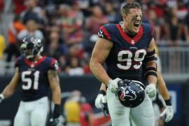 J.J. Watt se perderá el resto de la temporada; asegura que regresará más fuerte