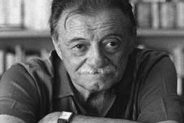 Diez años después, Benedetti sigue &quot;muy vivo&quot;