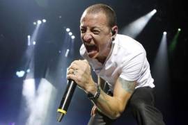 Despiden a Chester Bennington en funeral privado