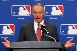 MLB busca maneras para acelerar los partidos